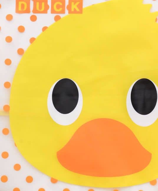 Baby Waterproof Plastic Crumb Catcher Bib Duck Print (Color May Vary)-5054
