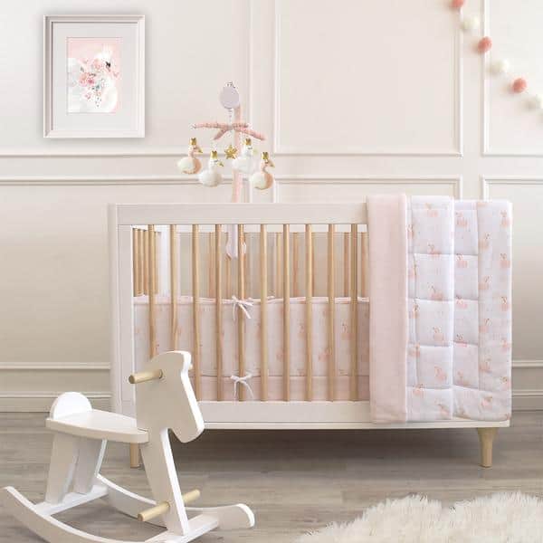 Living-textiles-swan-room-1000px-sqr-6b8593ff-fd30-4bba-a5d6-c87983af94f5-grande