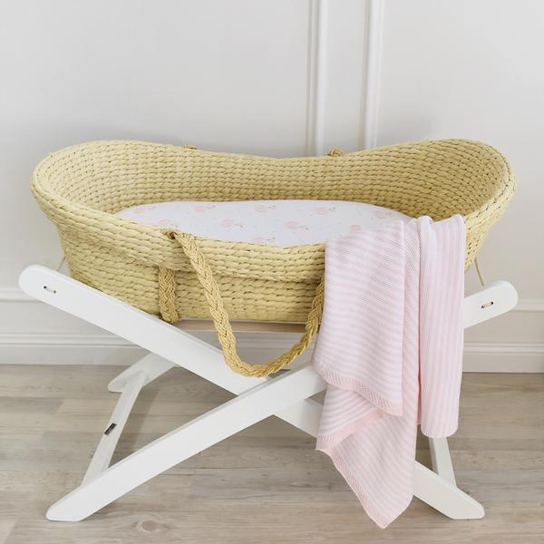 Pink-stripe-blanket-on-moses-grande
