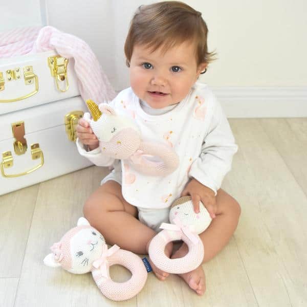 Baby-girl-with-rattles-image-3-web-grande