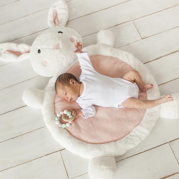 Bunny-playmat-lifestyle-web-grande