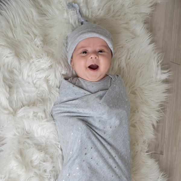Eli-grey-star-swaddle-grande