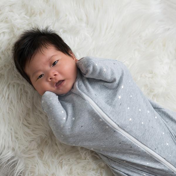 Kyle-star-swaddle-web-grande