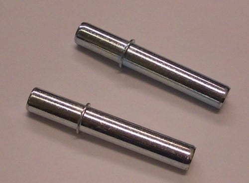 F957